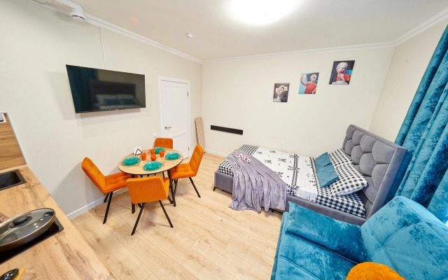 Studija v novom dome ZhK Premer, samyj centr goroda u Gipermarket Semja po adresu Nikolaja Ostrovskogo 52 na 4 chelovek Flat