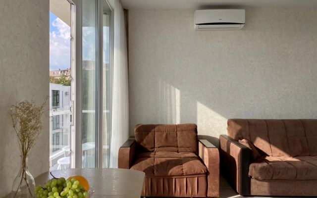 Green Palace 1 S Podogrevaemym Basseynom Krugly God Apartment