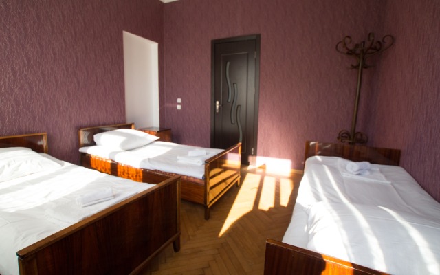 Irakli Guest House