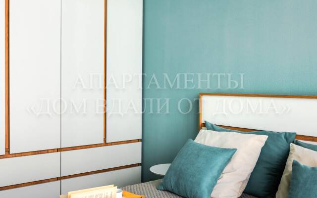Malakhitovye apartamenty na Lesnoy Flat