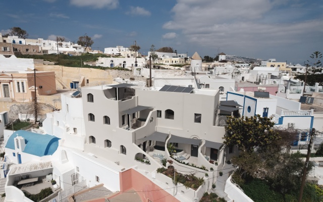 Отель Galaria Serenity Suites