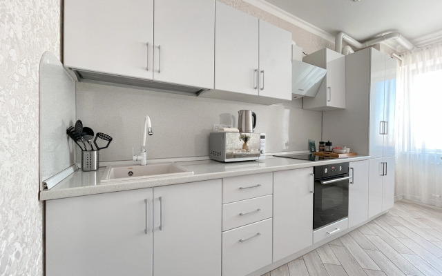 Green FOX s shikarnym vidom na reku Kutum Flat