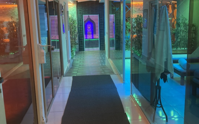 Yekta Plaza Apartments