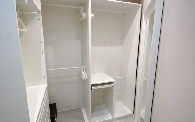 Апартаменты LikeHome Life - Калужская Букинист 4