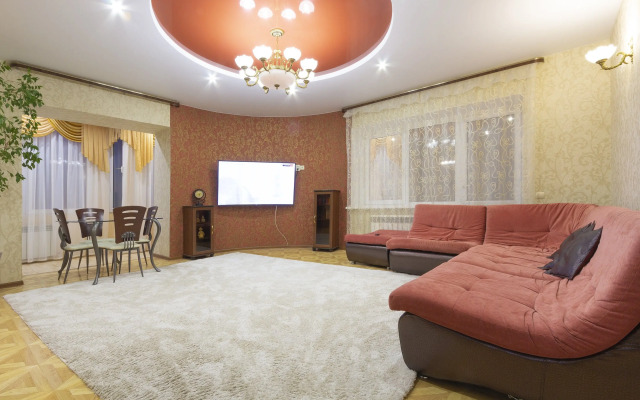 Апартаменты КВАРТИРА В ЦЕНТРЕ АСТРАХАНИ