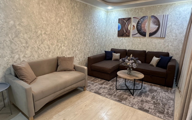 S Vidom na Gorod i Dostoprimechatelnosti Flat