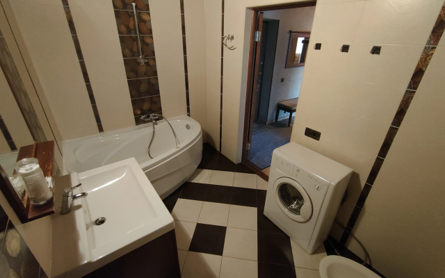 Квартира Двухкомнатная в Центре Екатеринбурга