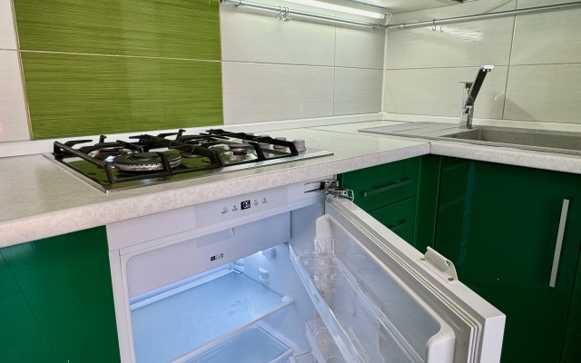 Royal Green Apartment U Korolevskikh Vorot Flat