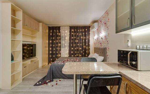 Апартаменты на Творческой 7