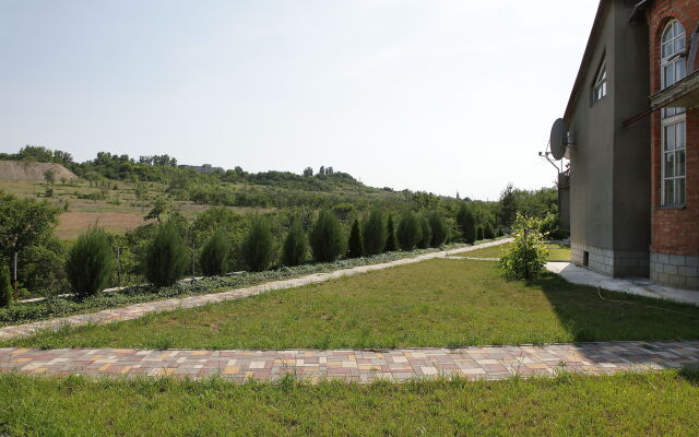 DUBRAVA Guest House