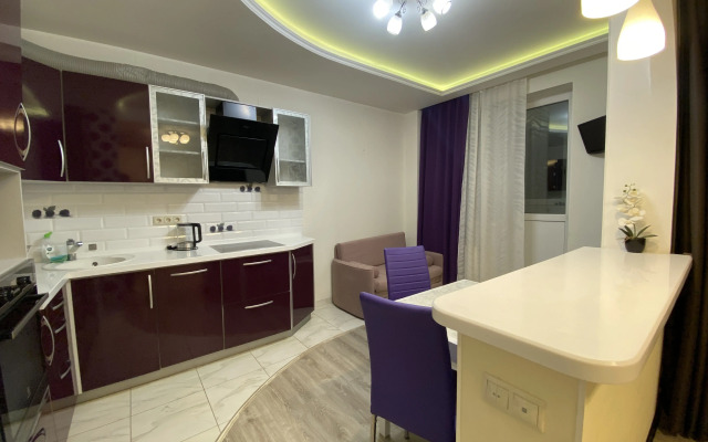 Zamechatelnaya Na Lenina 27 Flat