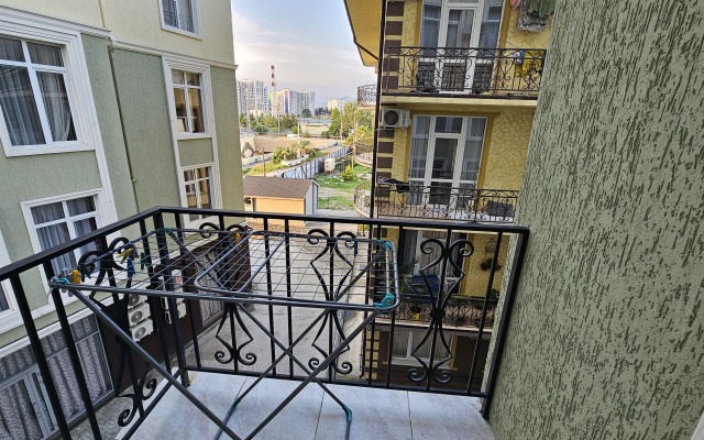 Uyutnaya Studiya Na Figurnoy Vozle Olimpiyskikh Obyektov Apartments