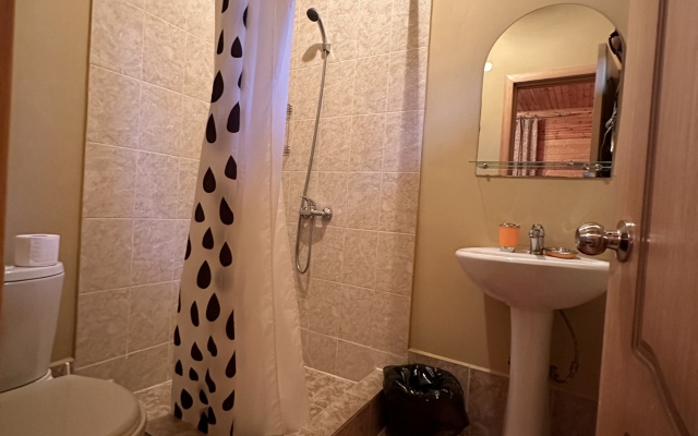 Leres Guest house