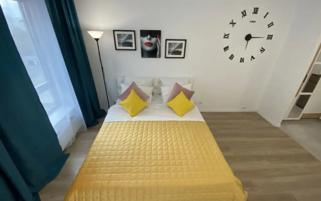 Sunny Days Apartment Zhulebino Park 5 Apartments