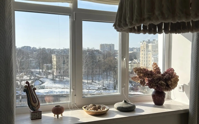 Квартира дизайнерская двухкомнатная с панорамным видом на город и храмы Владимира