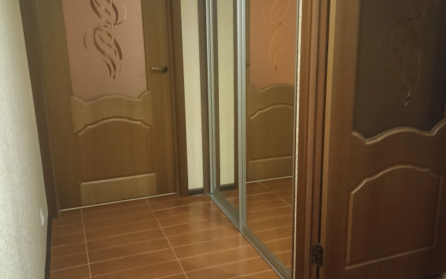 Uyutnaya Dvukhkomnatnaya Ryadom S Tts Avrora Flat