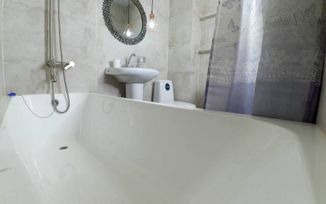 Tetsevskaya 4 V Flat
