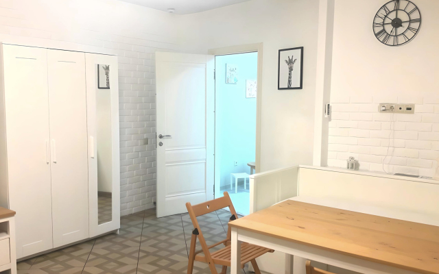 V Zhk Real Khaus Apartments