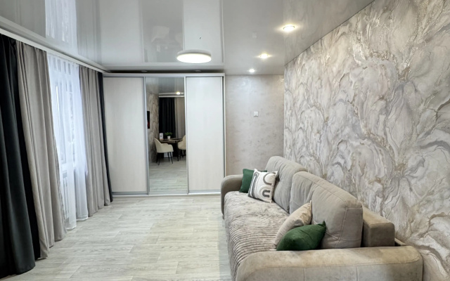 Apartamenty Sozvezdie Kamcatki radom s central'nym rynkom