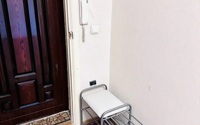 Odnokomnatnaya 44m2 Flat