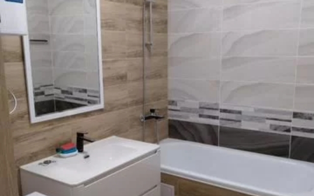 3Kh Komnatnaya Kvartira Na 15 Etazhe Apartments