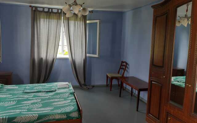 Solomon Guest House