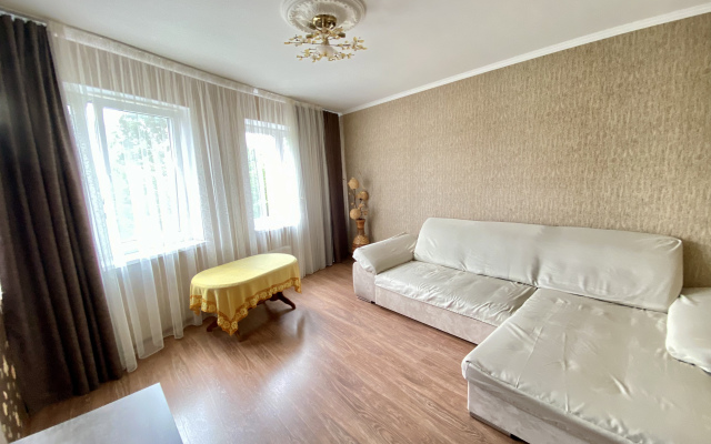 Dvukhkomnatny Relaks Apartments