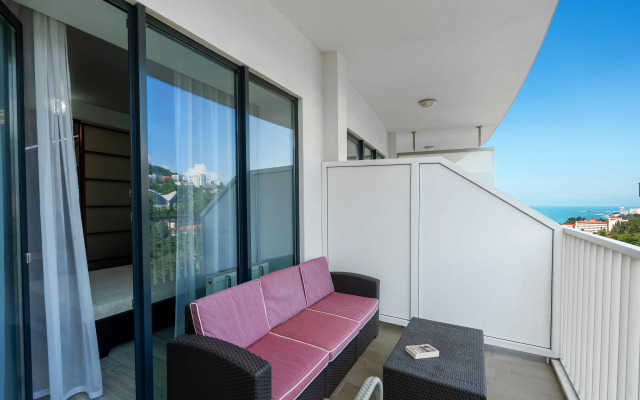 Апартаменты Студия с Просторной Террасой в ЖК Актер Гэлакси