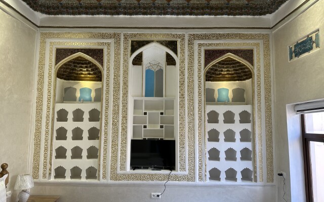 Tapchan House Guest House