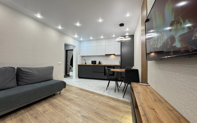 Квартира Новая Eвро-Двухкомнатная с Дизайнерским Ремонтом