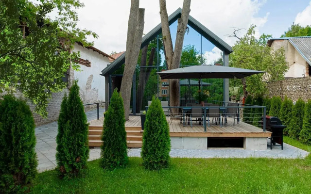 Podyzbitsa Na Ulitse Gogolya 45 Private house