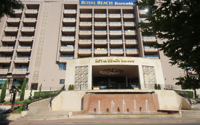 Апарт-отель Royal Beach Barcello-Menada