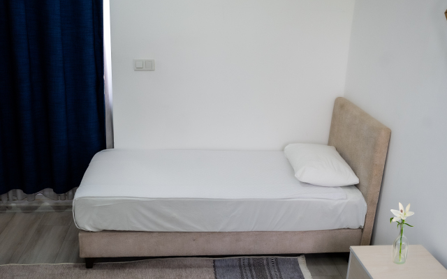 Hillside Apart House Apartment Hotel