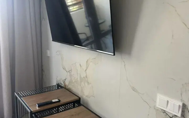 Апартаменты на Набережной 75к4 (104.4)