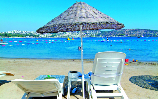 Costa 3S Beach