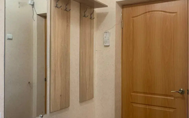 Dvukhkomnatnaya Blizko K Zhd Flat