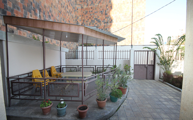 Holiday House Hotel