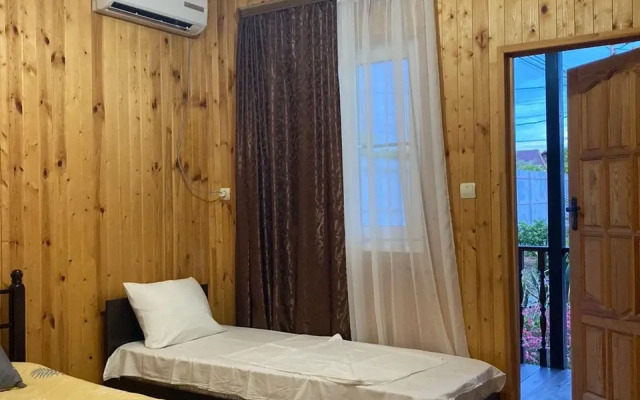 Delis Guest House