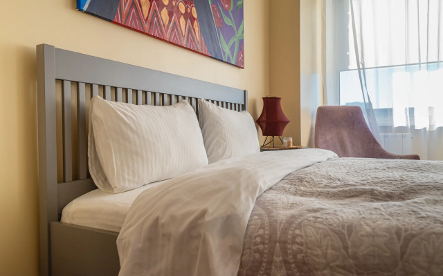 S Balkonom Na Novoslobodskoy Flat