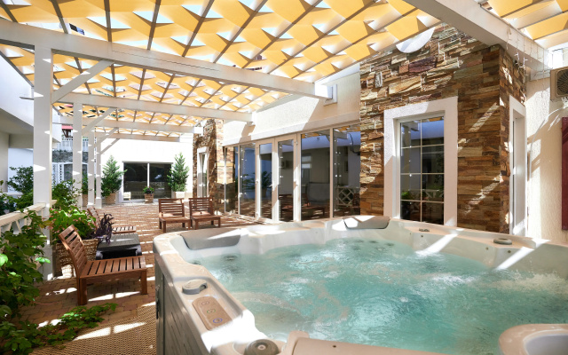 Kurortnyj otel' Alean Family Biarritz