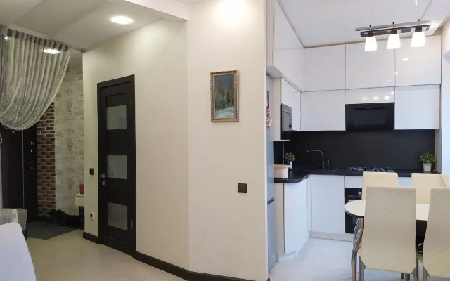 Dvuhkomnatnaya s Vidom na Zakaty Flat