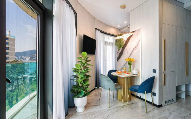 Na Ulitse Drazhinskogo 45A Flat