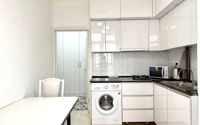 Uyutnye Apartamenty Zhumabeka 233, Apartments