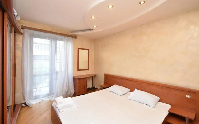 RentInnYerevan 25/14 Nalbandyan Street Apartments