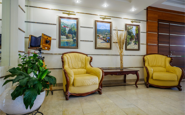 Апартаменты Роскошная квартира Классика с видом на парк