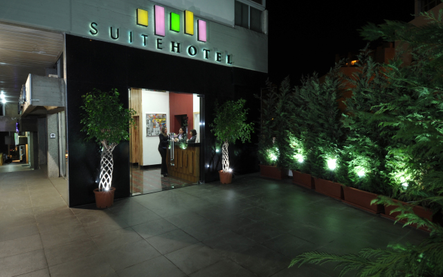 Suite Merlot Hotel