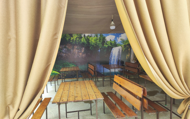 Emiliya Guest House