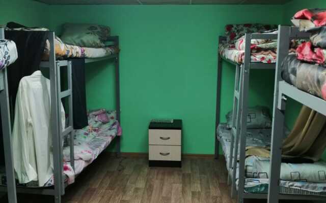 WeekendSleep Hostel