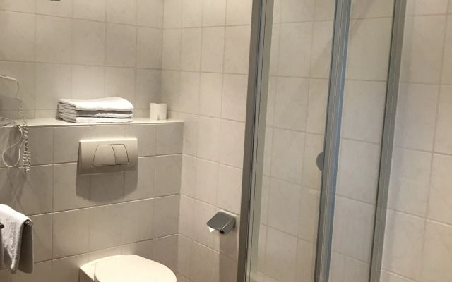 Отель Garni Viktoria