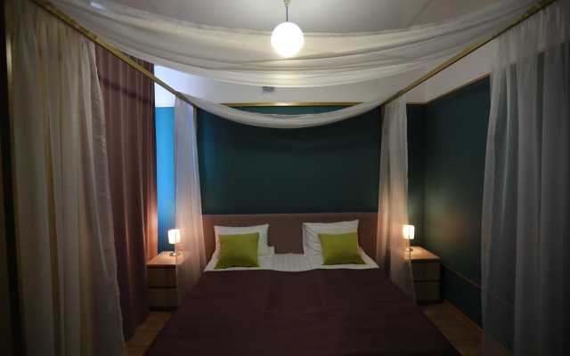 Апартаменты Дом на Мельнова 1